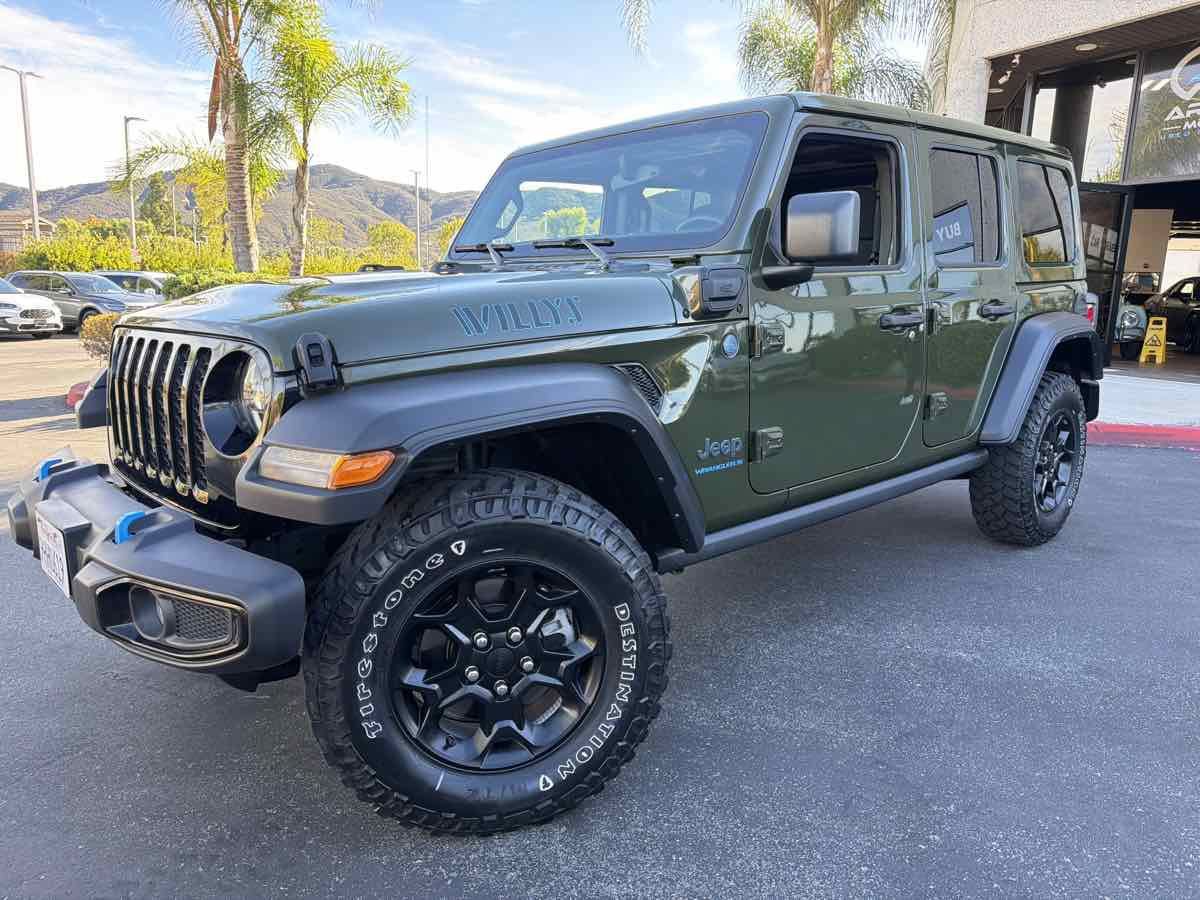 Used 2023 Jeep Wrangler Unlimited w/ 8.4" Radio Group AWD/4WD image 9