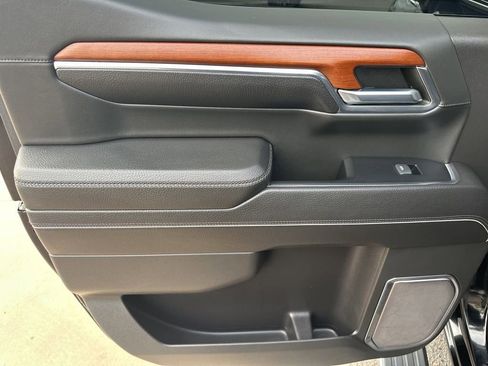 Used 2023 GMC Sierra 1500 Denali w/ Denali Reserve Package AWD/4WD image 22