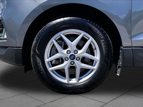 Used 2022 Ford Edge SEL w/ Convenience Package AWD/4WD image 11