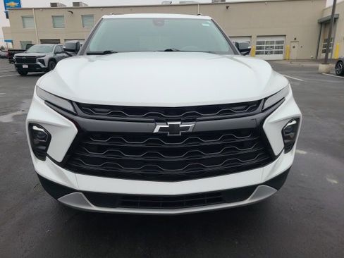 Used 2023 Chevrolet Blazer LT w/ Midnight/Sport Edition image 8