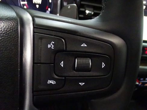 Used 2024 GMC Sierra 1500 Elevation image 8