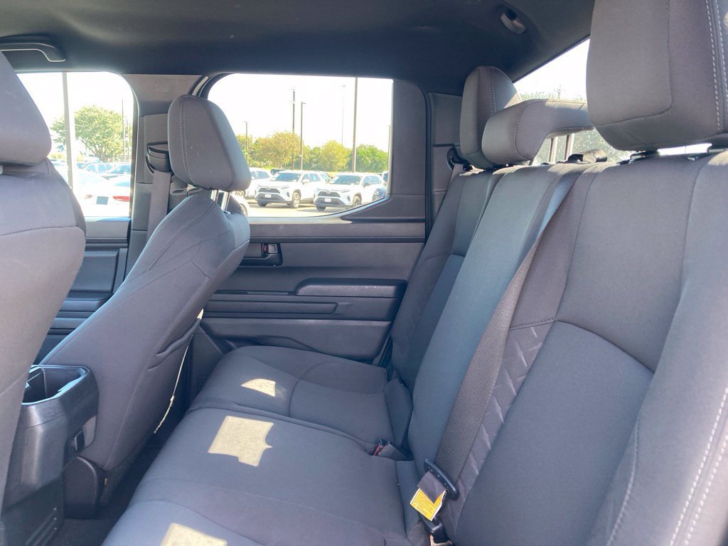 Used 2024 Toyota Tacoma SR5 AWD/4WD image 11