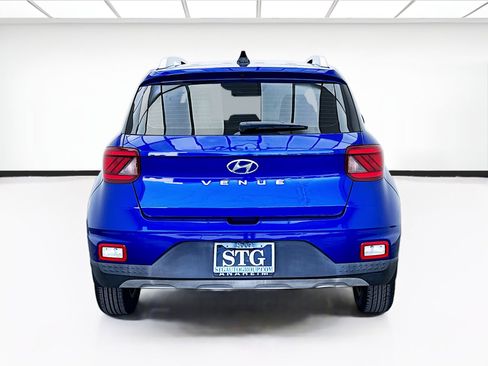 Used 2020 Hyundai Venue SEL w/ Convenience Package image 5