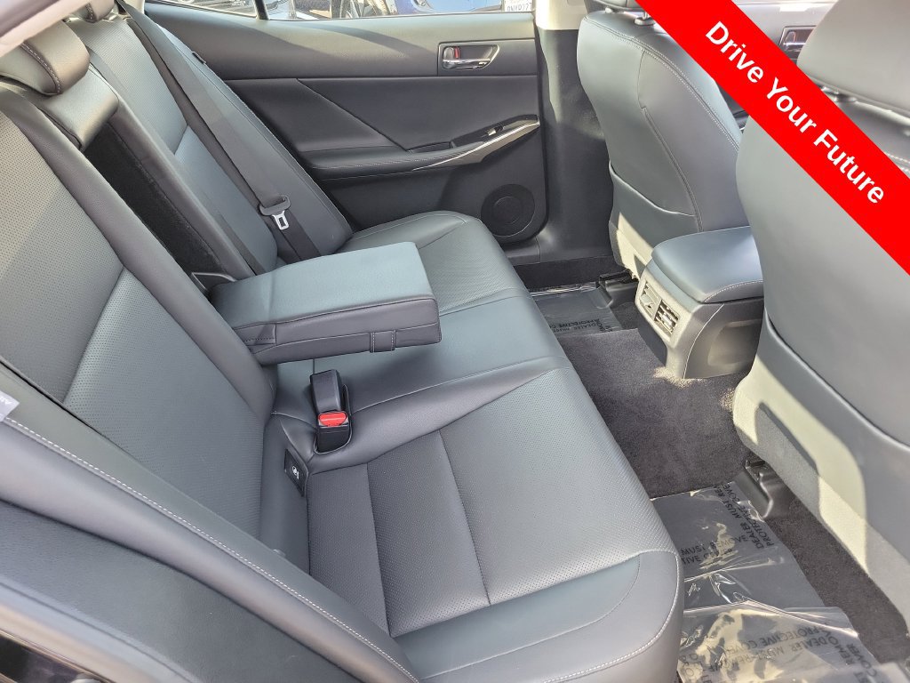 Used 2014 Lexus IS 250 w/ Navigation Package RWD image 22