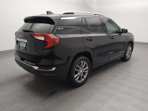 Used 2022 GMC Terrain SLT w/ Infotainment Package II FWD image 10