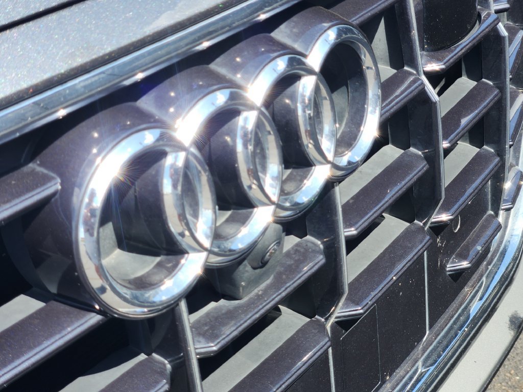 Used 2021 Audi Q8 Prestige AWD/4WD image 11