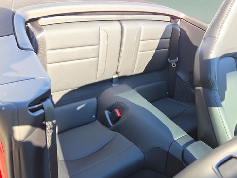 Certified 2025 Porsche 911 Carrera image 11