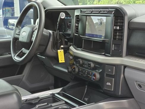 Used 2023 Ford F250 XLT w/ FX4 Off-Road Package AWD/4WD image 15