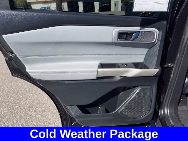 Used 2021 Ford Explorer XLT w/ Equipment Group 202A AWD/4WD image 28