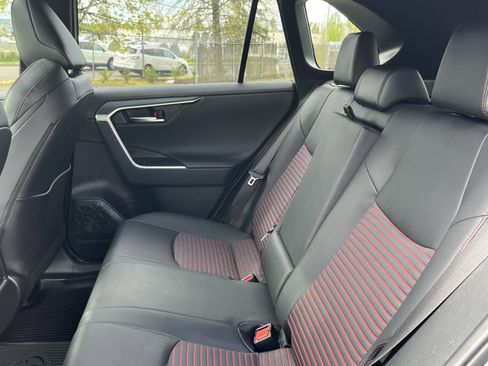 Used 2021 Toyota RAV4 XSE w/ Weather Package image 14