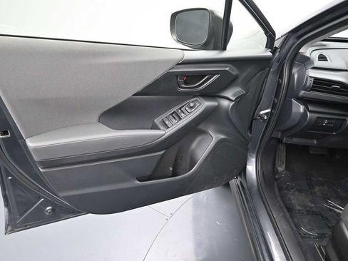 Used 2024 Subaru Crosstrek 2.0i AWD/4WD image 10