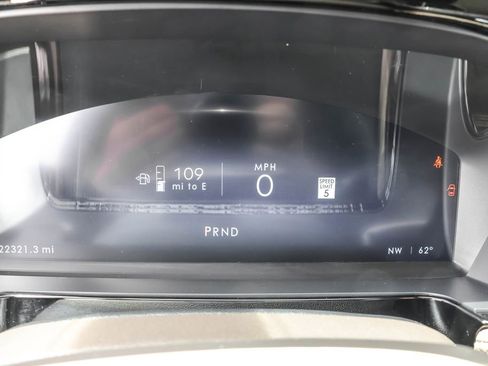 Used 2024 Lincoln Corsair AWD w/ Equipment Group 101A image 22