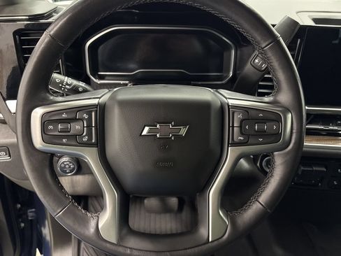 Used 2022 Chevrolet Silverado 1500 RST AWD/4WD image 26