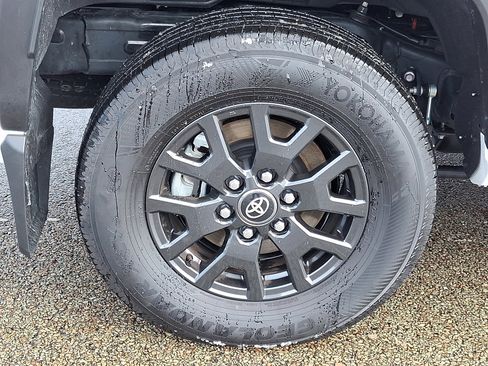 Certified 2025 Toyota 4Runner 2WD image 8