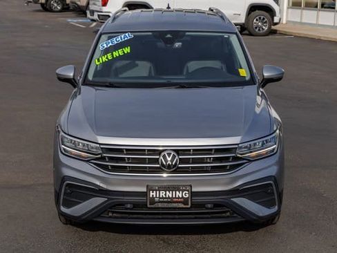 Used 2024 Volkswagen Tiguan SE AWD/4WD image 29