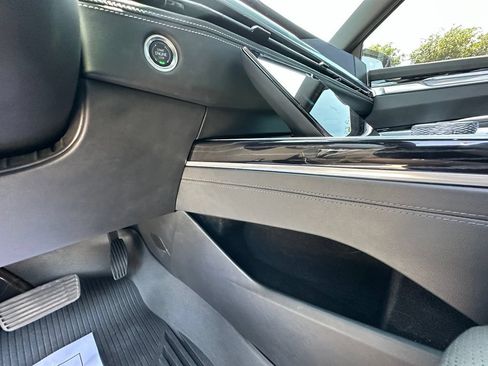 Used 2025 Cadillac Escalade Sport RWD image 47