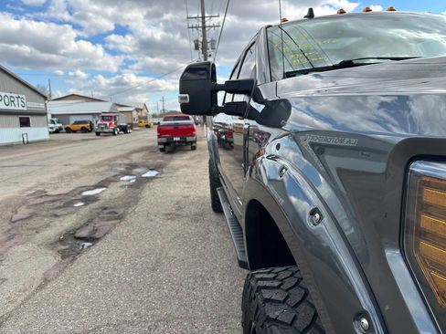 Used 2019 Ford F250 Lariat AWD/4WD image 28