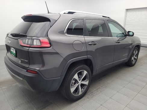 Used 2019 Jeep Cherokee Limited FWD image 9