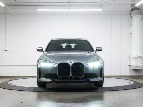 Certified 2023 BMW i4 eDrive35 RWD image 2