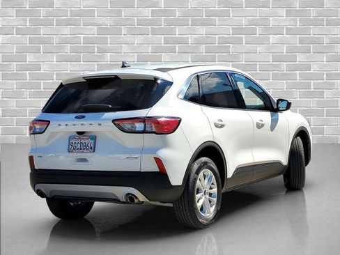 Used 2022 Ford Escape SE w/ Convenience Package AWD/4WD image 6