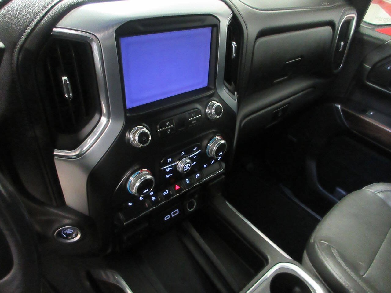 Used 2019 GMC Sierra 1500 SLT w/ SLT Premium Package AWD/4WD image 30