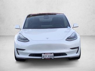 Used 2018 Tesla Model 3 Long Range video 2