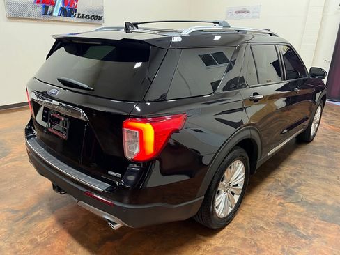 Used 2020 Ford Explorer Limited w/ Equipment Group 310A AWD/4WD image 52