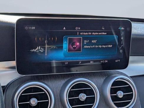 Used 2019 Mercedes-Benz C 300 Sedan w/ Premium Package image 27