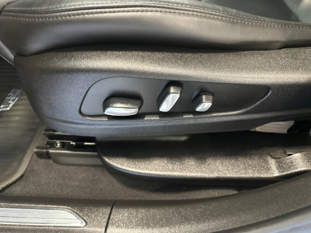 Used 2019 Cadillac XT5 Luxury AWD/4WD image 22