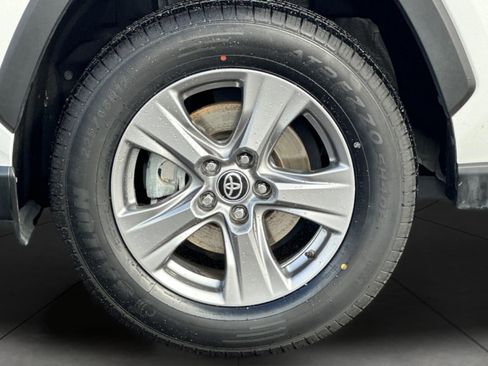 Used 2024 Toyota RAV4 XLE image 25