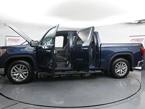 Used 2022 GMC Sierra 1500 SLT w/ SLT Convenience Package image 43