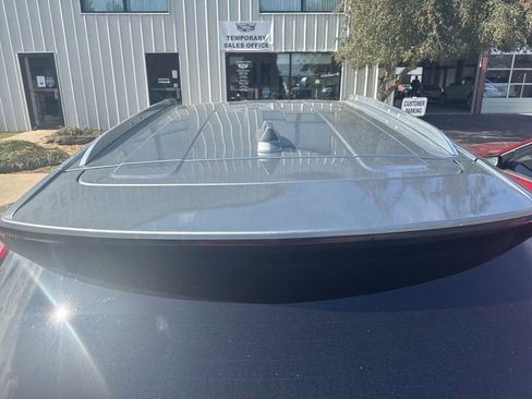 Certified 2025 Cadillac XT4 Premium Luxury image 17