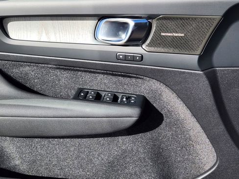 New 2026 Volvo XC40 B5 Plus w/ Protection Package Premier image 12