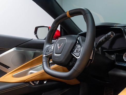 Used 2022 Chevrolet Corvette Stingray Preferred Cpe w/ Z51 Performance Package RWD image 39