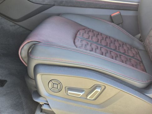 New 2026 Audi RS Q8 performance image 26