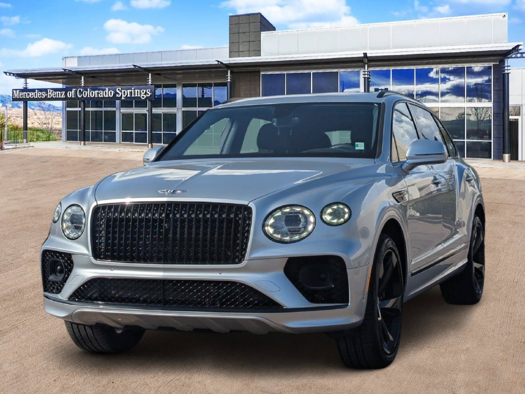 Used 2023 Bentley Bentayga Extended Wheelbase AWD/4WD image 4