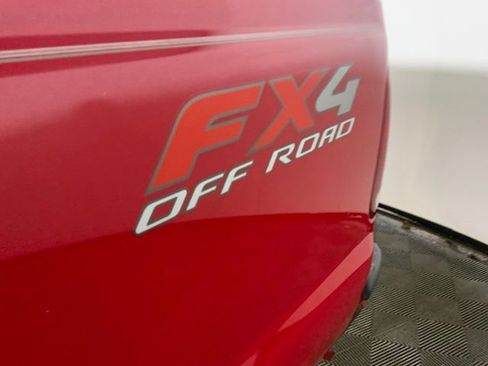 Used 2004 Ford F250 XLT AWD/4WD image 13