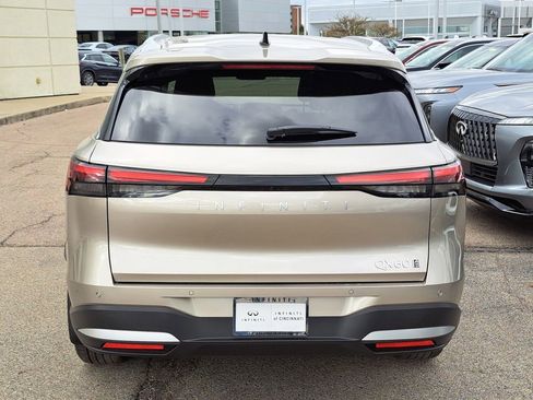 Certified 2026 INFINITI QX60 Luxe w/ Cargo Package image 3