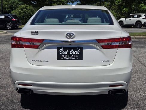Used 2014 Toyota Avalon XLE Touring FWD image 8