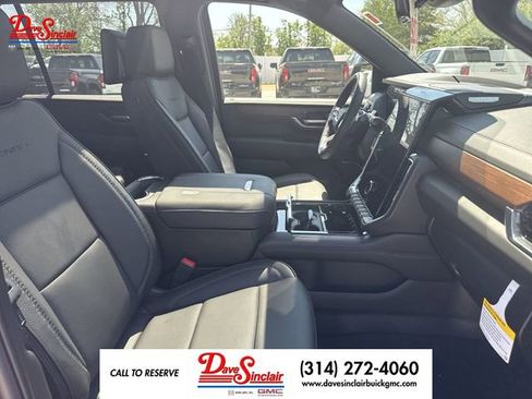 New 2026 GMC Yukon XL Denali w/ Denali Reserve Package AWD/4WD image 26