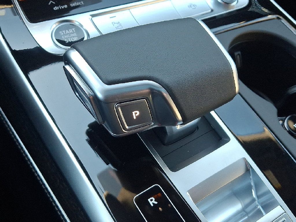 Used 2026 Audi Q8 Premium Plus w/ Premium Plus Package AWD/4WD image 7