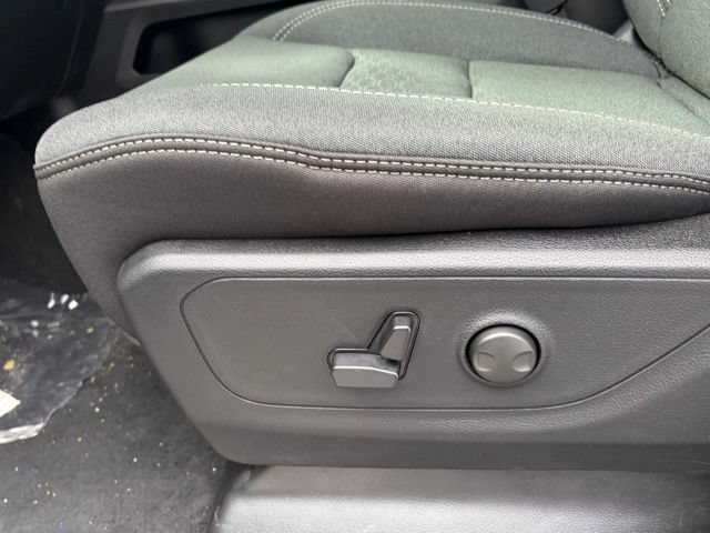 New 2026 RAM 1500 Big Horn AWD/4WD image 16