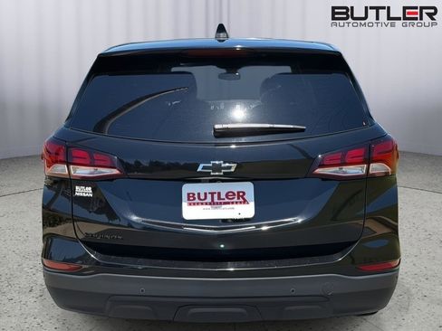 Used 2024 Chevrolet Equinox LS w/ LS Convenience Package FWD image 5