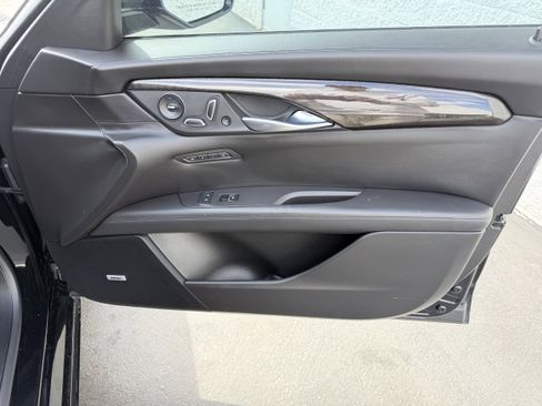 Used 2017 Cadillac CT6 Platinum AWD/4WD image 32