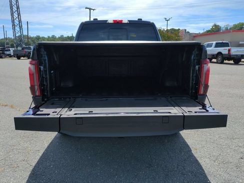 Used 2025 Ford F150 Platinum AWD/4WD image 31