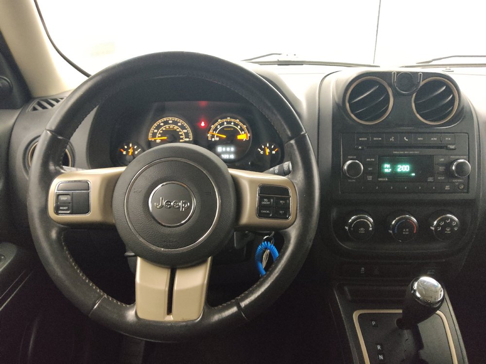 Used 2017 Jeep Patriot 75th Anniversary w/ Power Value Group FWD image 22