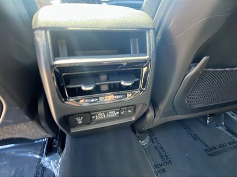 Used 2024 Jeep Grand Cherokee Limited 4xe AWD/4WD image 23