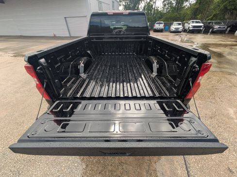 New 2026 Chevrolet Silverado 2500 Custom w/ Custom Value Package AWD/4WD image 7