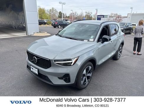 Used 2026 Volvo XC40 B5 Plus w/ Protection Package Premier image 1