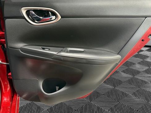 Used 2019 Nissan Sentra SV w/ Special Edition Package FWD image 15